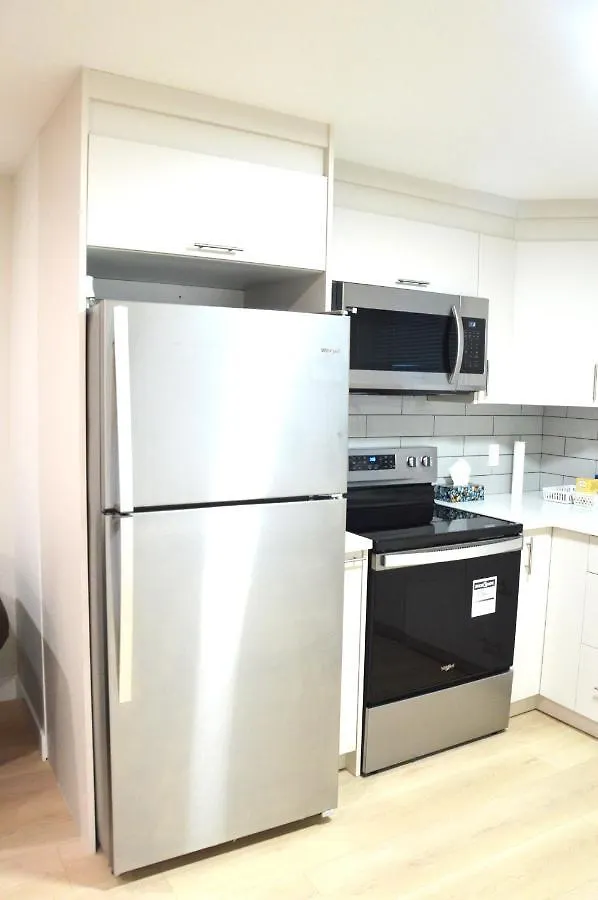 Apartment Secondary Suite, Separate Entrance Nw Calgary
